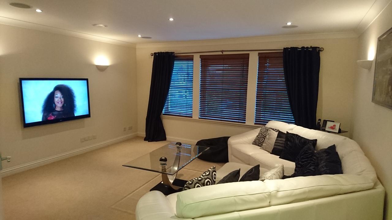 Crown Luxury Serviced Apartment Inverness Eksteriør bilde